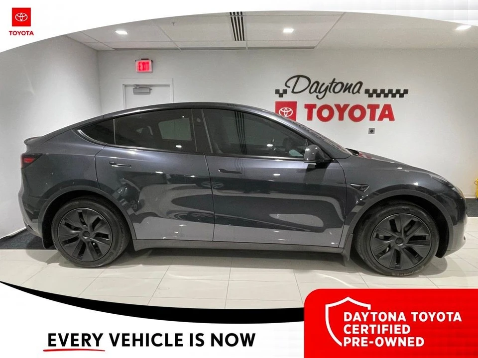 2024 Tesla Model Y - Image 5 of 12