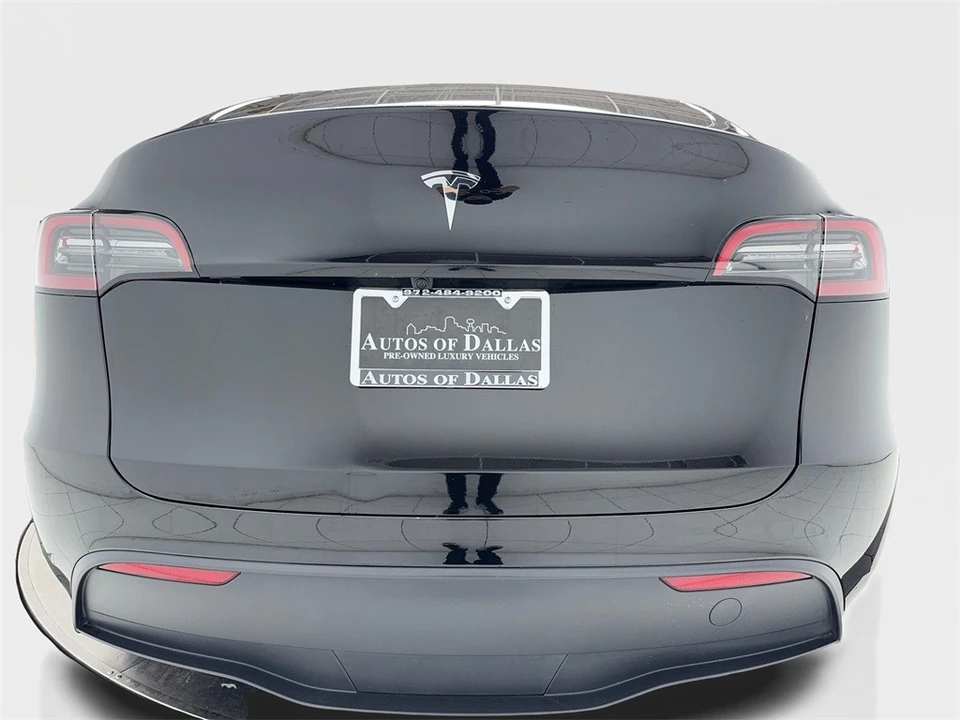 2024 Tesla Model Y - Image 10 of 12