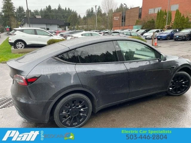 2024 Tesla Model Y - Image 10 of 21