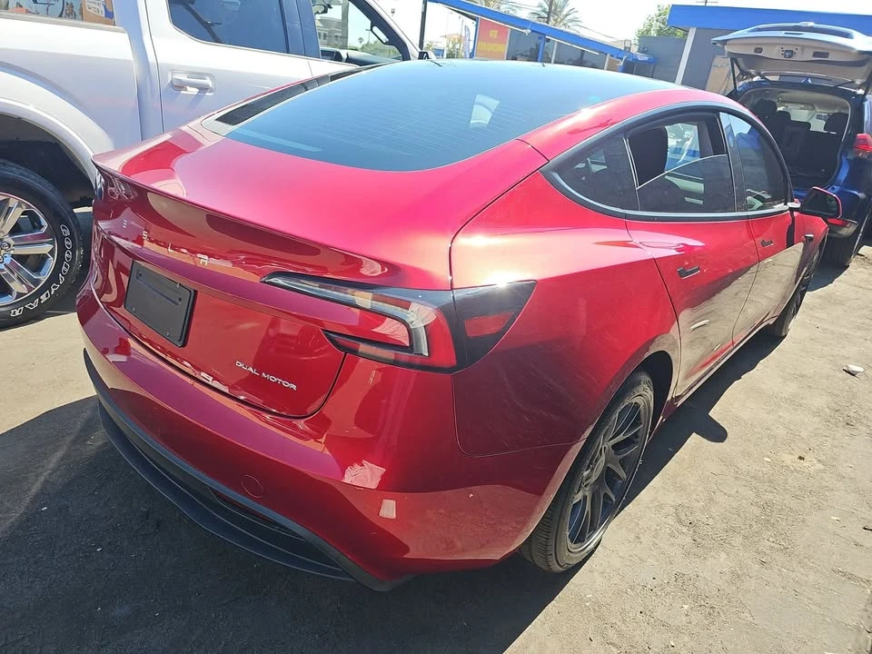 2024 Tesla Model 3 - Image 4 of 12