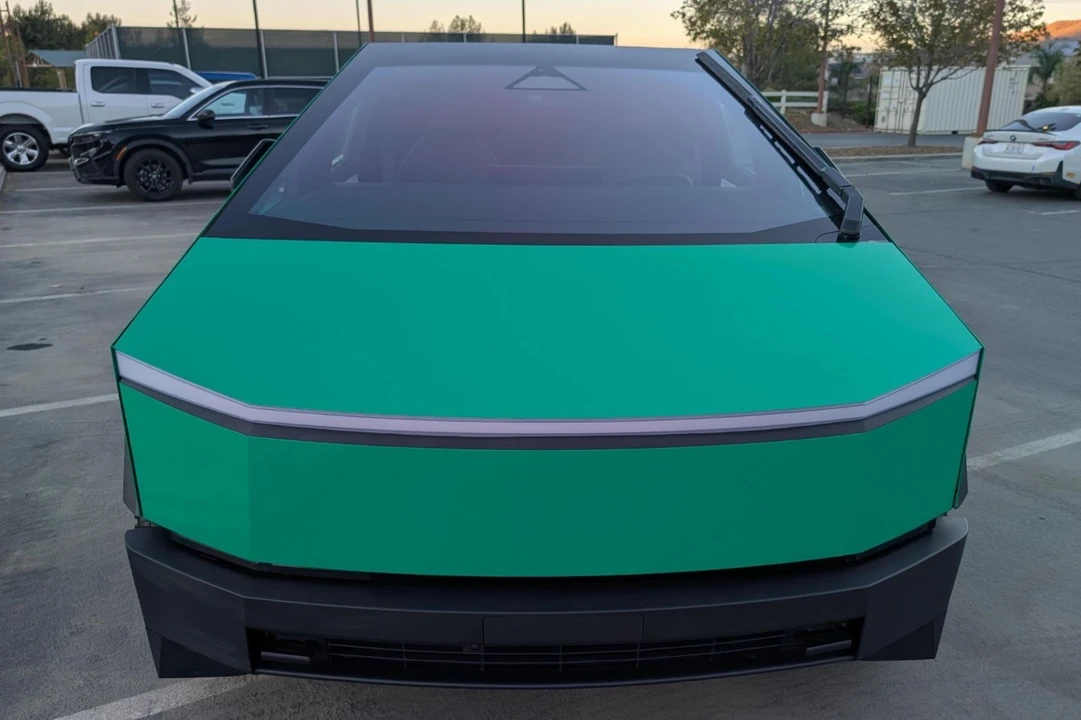 2024 Tesla - Image 14 of 15