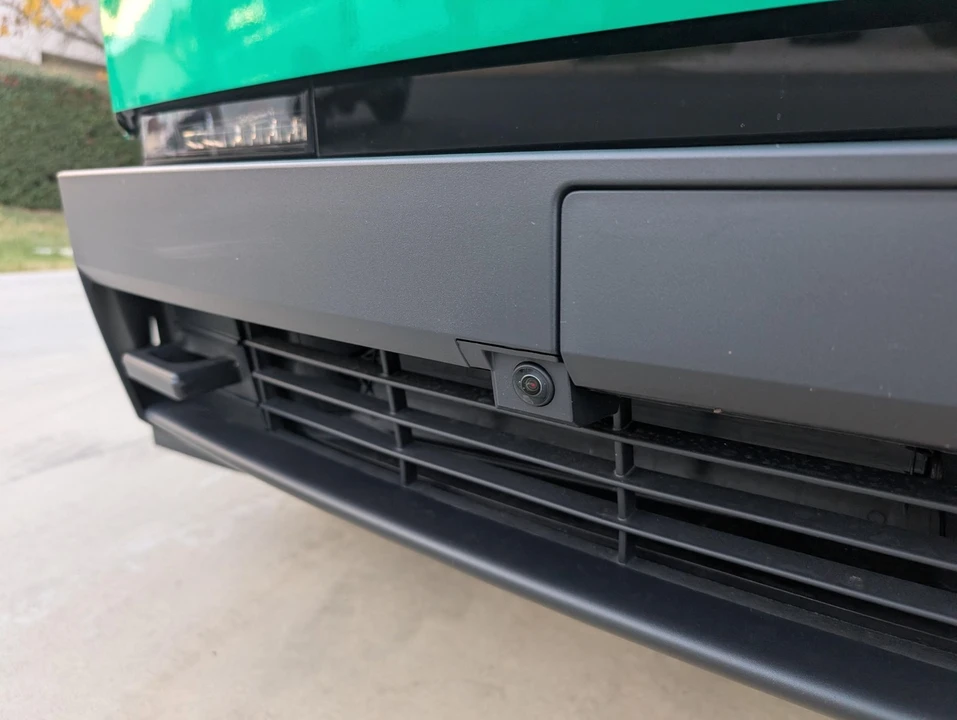 2024 Tesla - Image 5 of 15