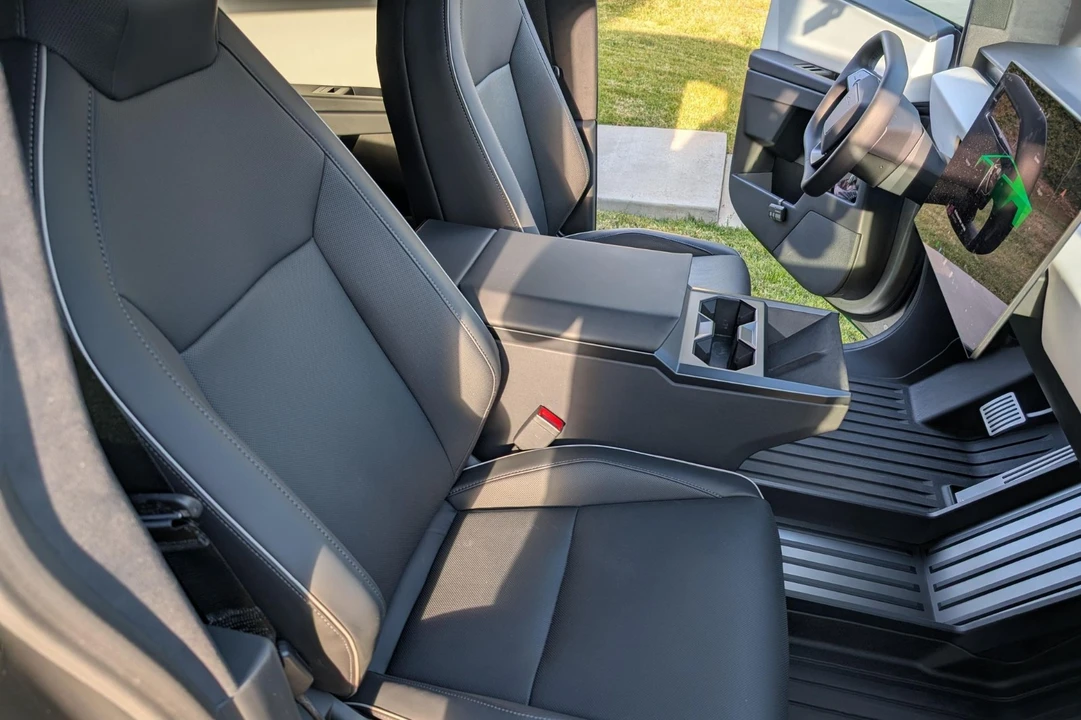 2024 Tesla - Image 3 of 15