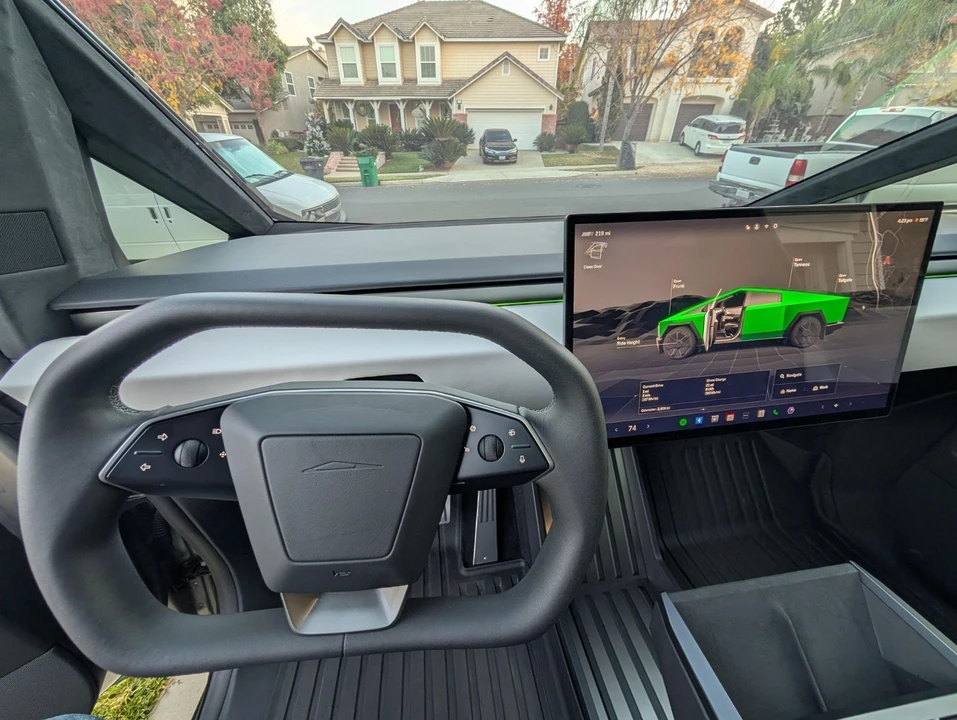 2024 Tesla - Image 11 of 15