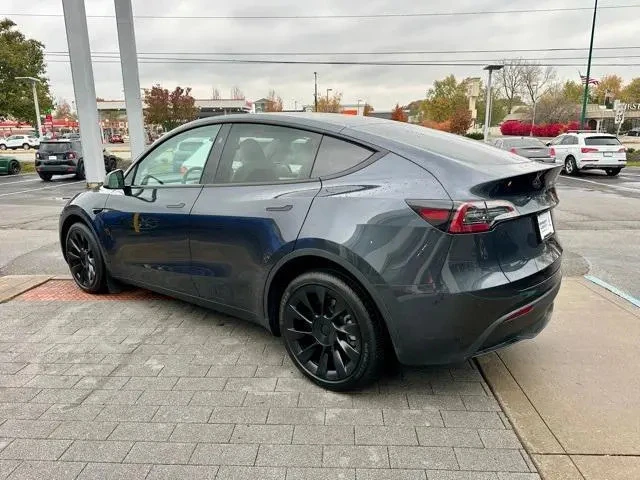 2024 Tesla - Image 3 of 20
