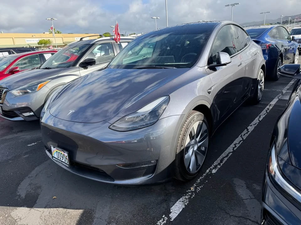 2024 Tesla - Image 4 of 5