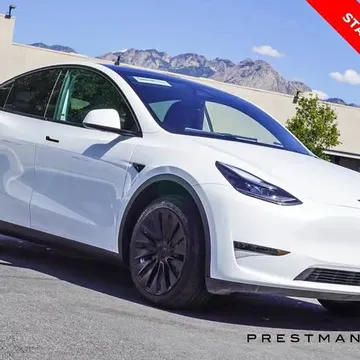 2024 Tesla Model Y Standard Range