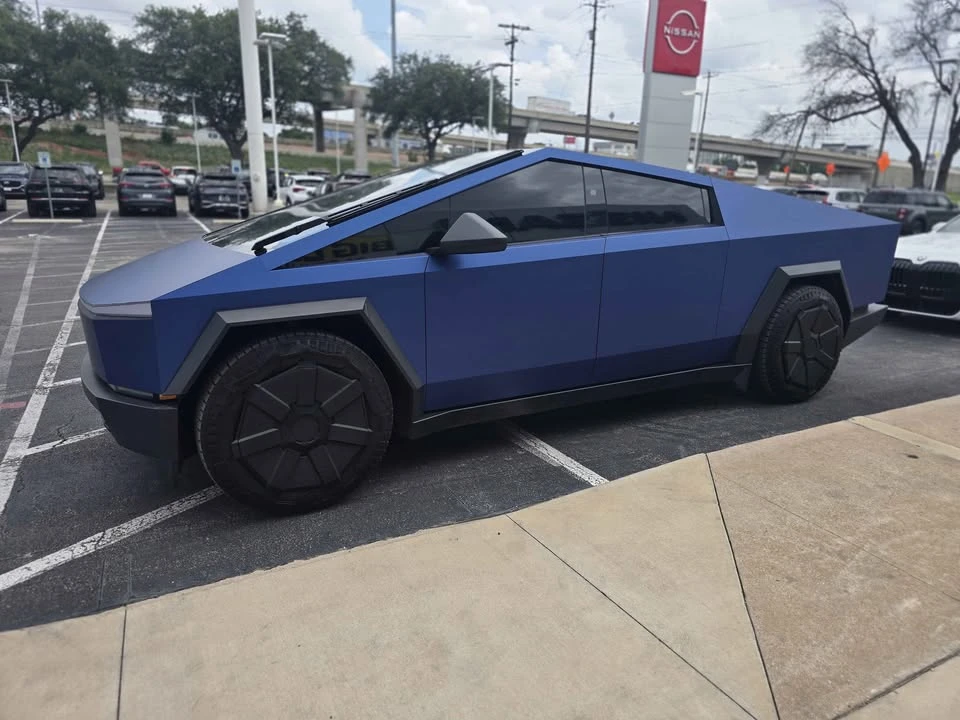 2024 Tesla Cybertruck - Image 9 of 21