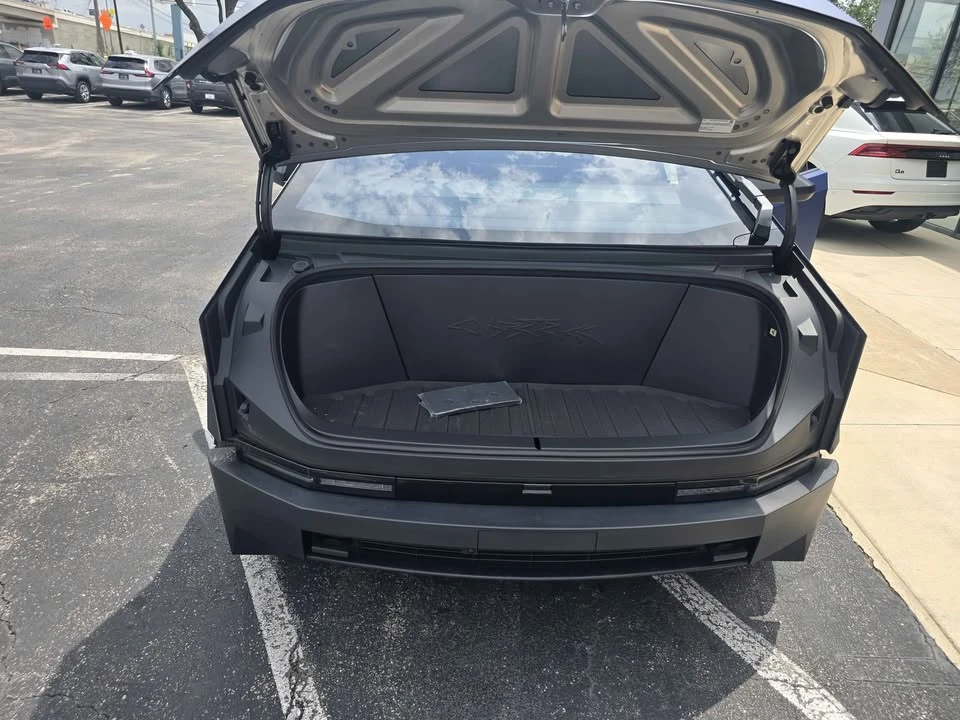 2024 Tesla Cybertruck - Image 19 of 21