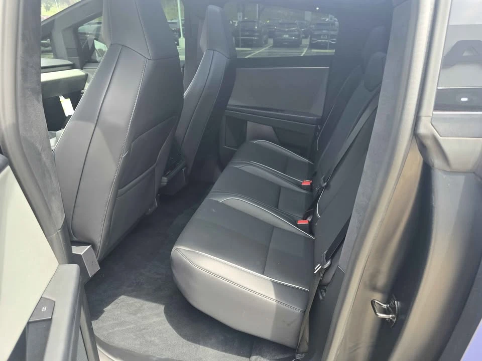 2024 Tesla Cybertruck - Image 13 of 21