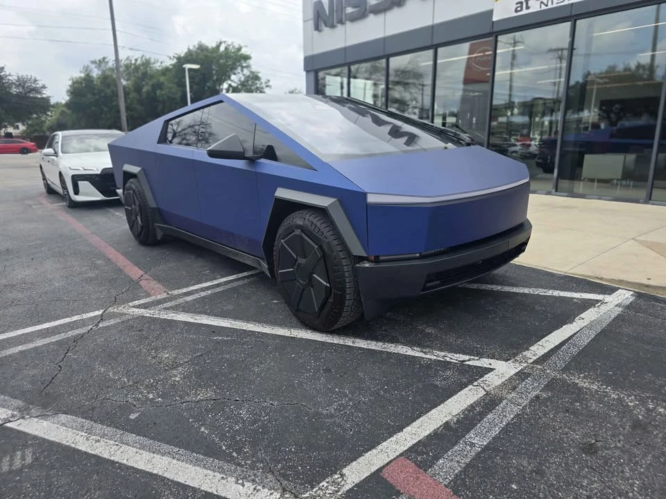 2024 Tesla Cybertruck - Image 3 of 21