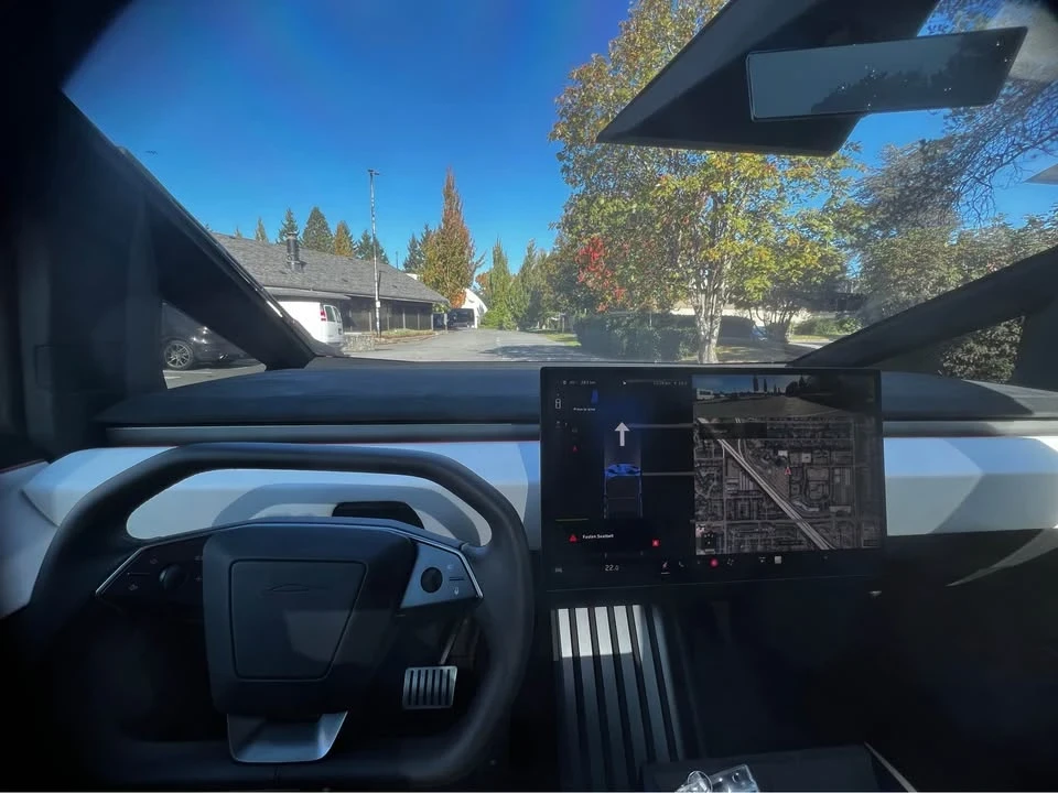 2024 Tesla Cybertruck - Image 20 of 20