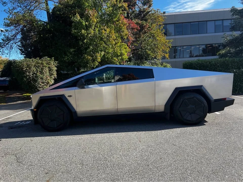 2024 Tesla Cybertruck - Image 5 of 20