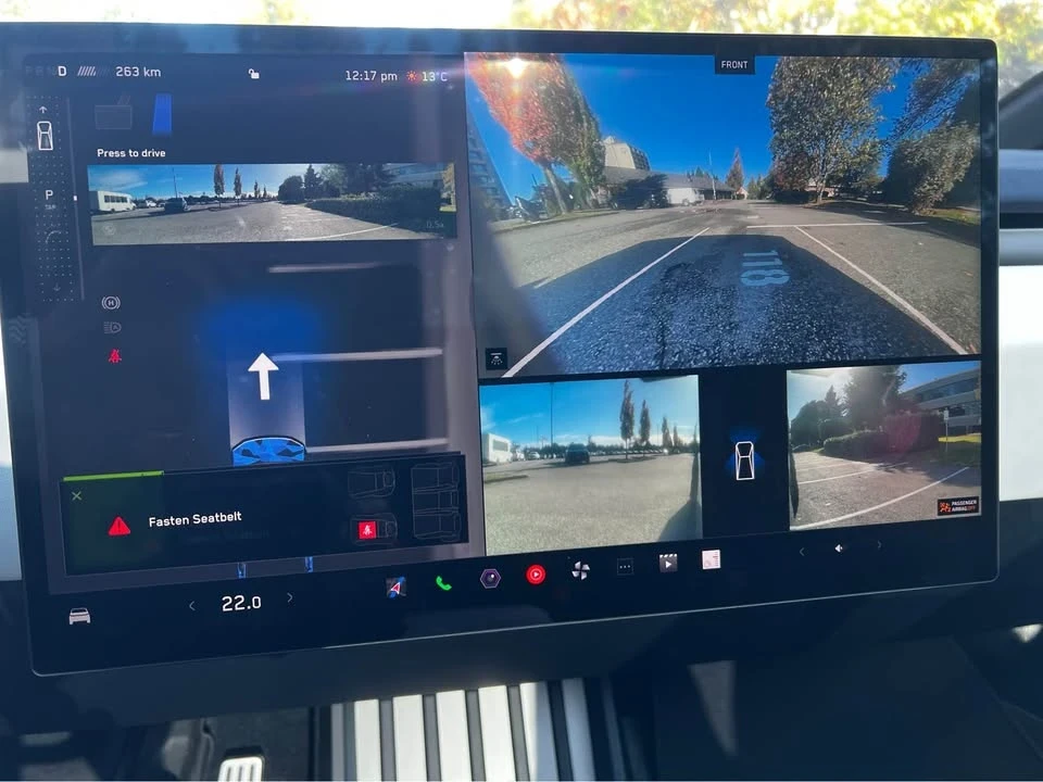 2024 Tesla Cybertruck - Image 19 of 20