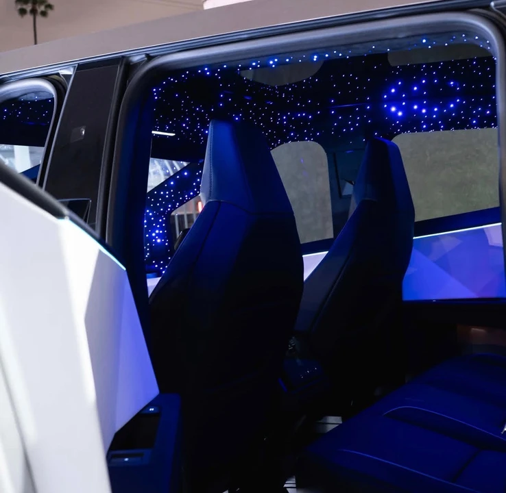 2024 Tesla Cybertruck - Image 20 of 22
