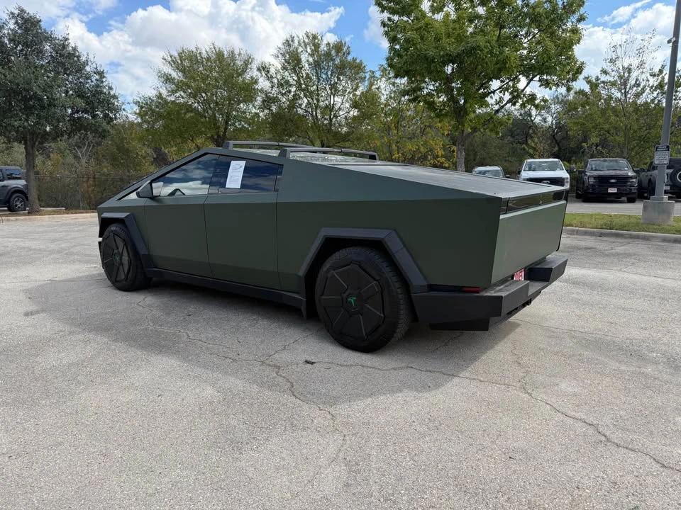 2024 Tesla Cybertruck - Image 3 of 13