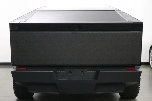 2024 Tesla Cybertruck - Image 9 of 16