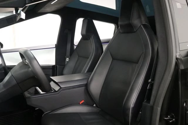 2024 Tesla Cybertruck - Image 14 of 16