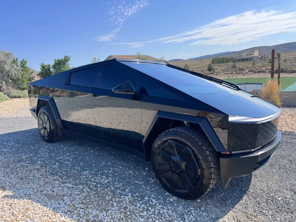 2024 Tesla Cybertruck - Image 5 of 5