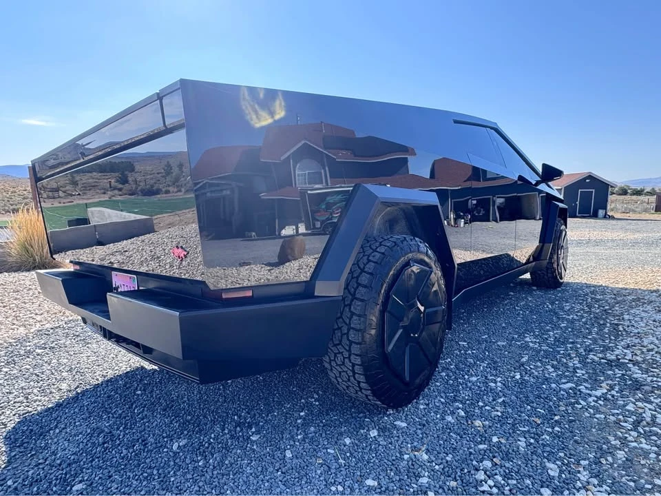 2024 Tesla Cybertruck - Image 3 of 5