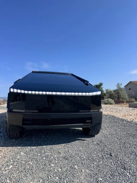 2024 Tesla Cybertruck - Image 4 of 5