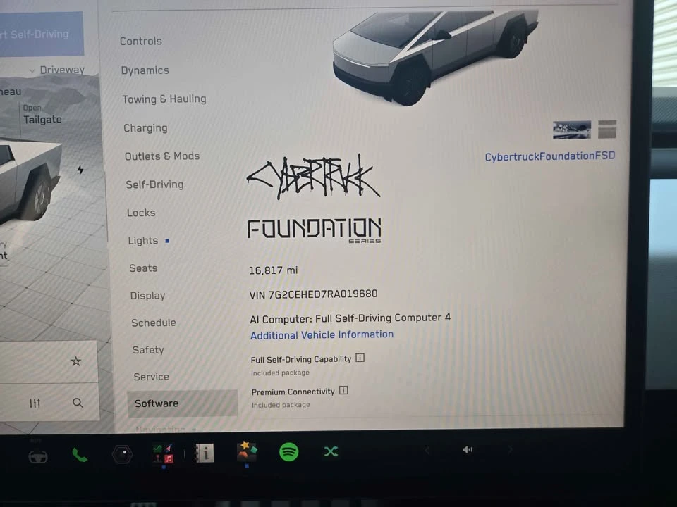 2024 Tesla Cybertruck - Image 18 of 18
