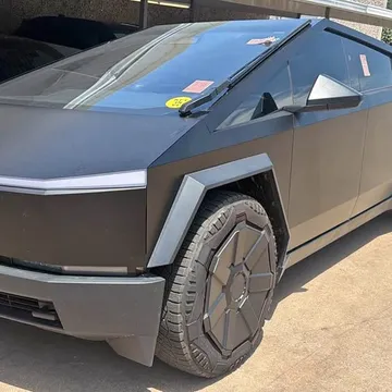 2024 Tesla Cybertruck Foundation Series