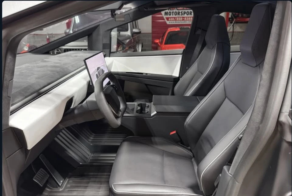 2024 Tesla Cybertruck - Image 6 of 15