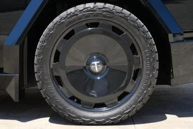 2024 Tesla Cybertruck - Image 7 of 10
