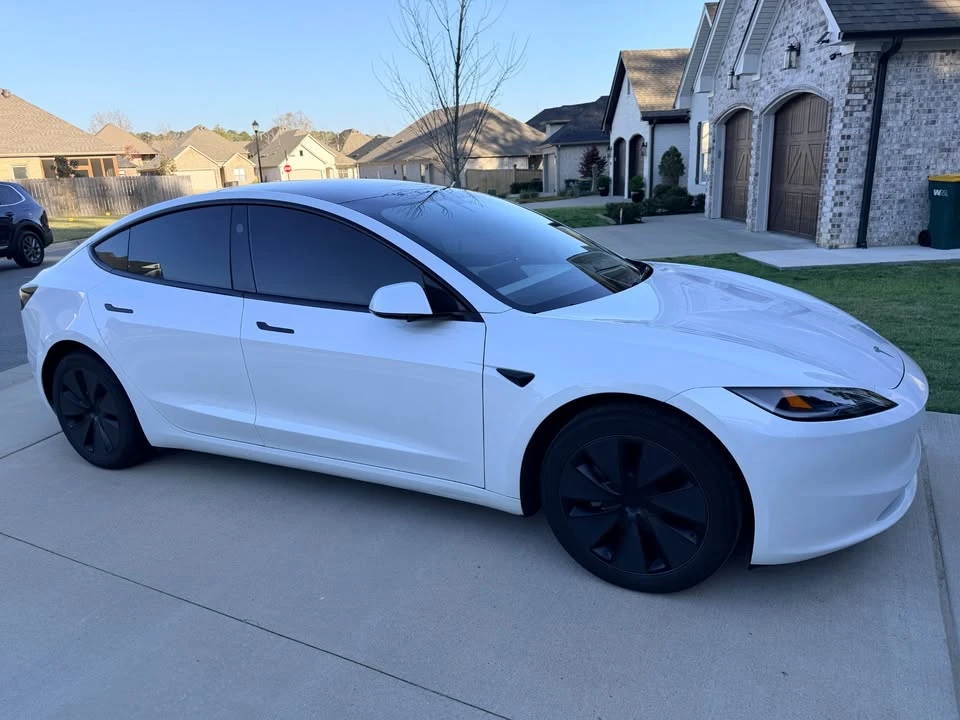 2024 Tesla Model 3 - Image 8 of 17