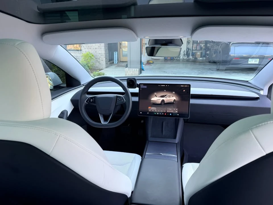 2024 Tesla Model 3 - Image 13 of 17