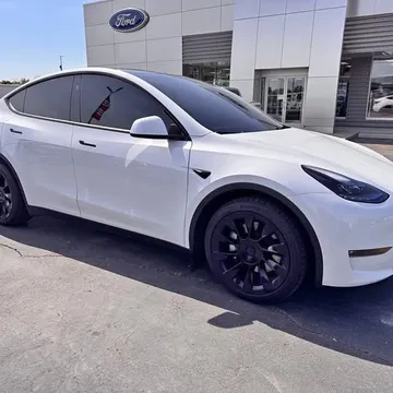 2024 Tesla Model Y Long Range AWD