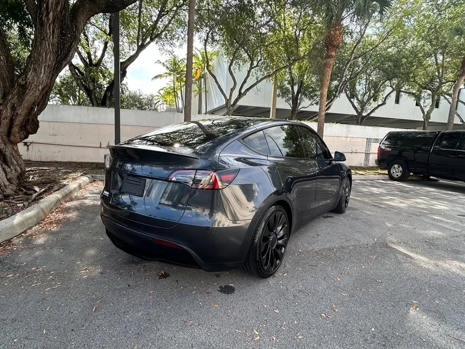2024 Tesla Model Y Performance - Image 6 of 11