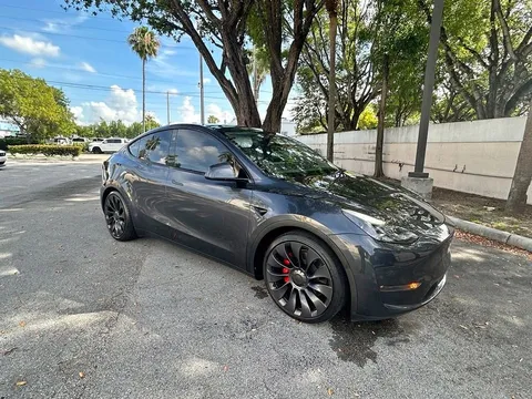 2024 Tesla Model Y Performance