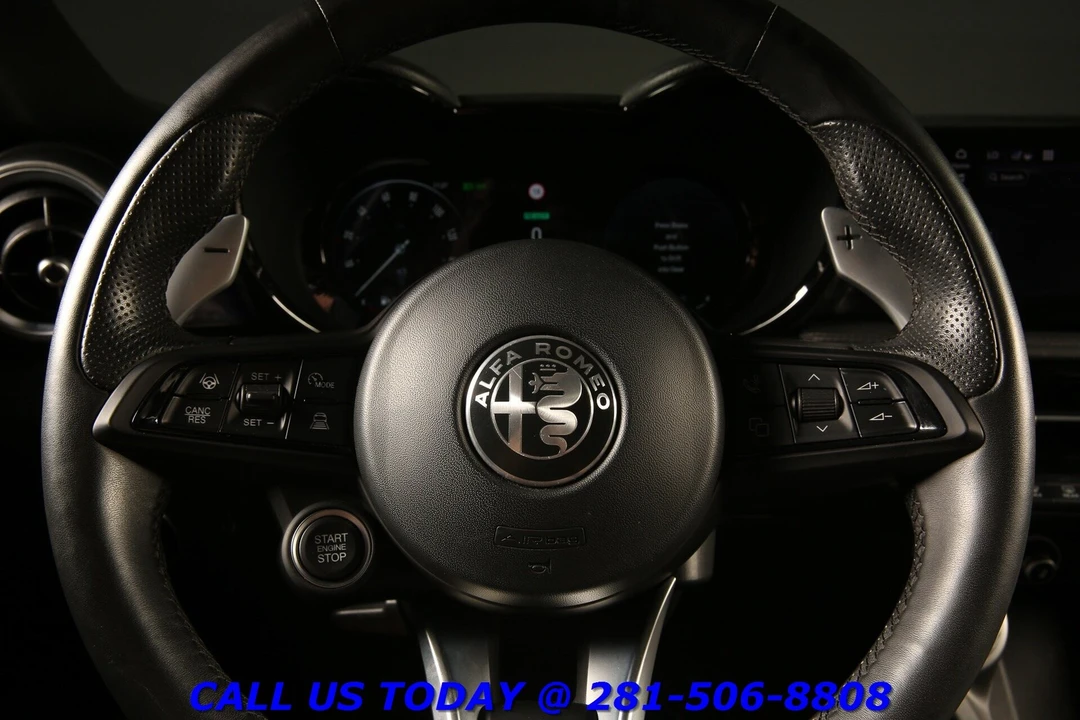 2024 Alfa Romeo Tonale - Image 14 of 24