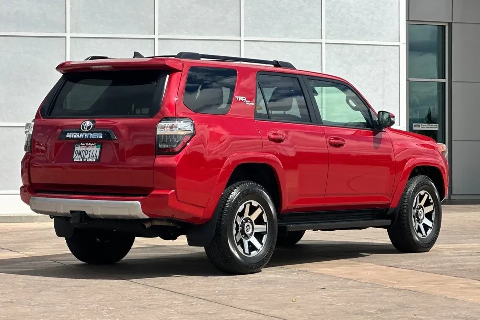 2024 Toyota 4Runner 5th Gen - Image 10 of 11