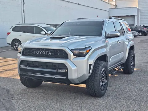2024 Toyota 4Runner SR5 4WD