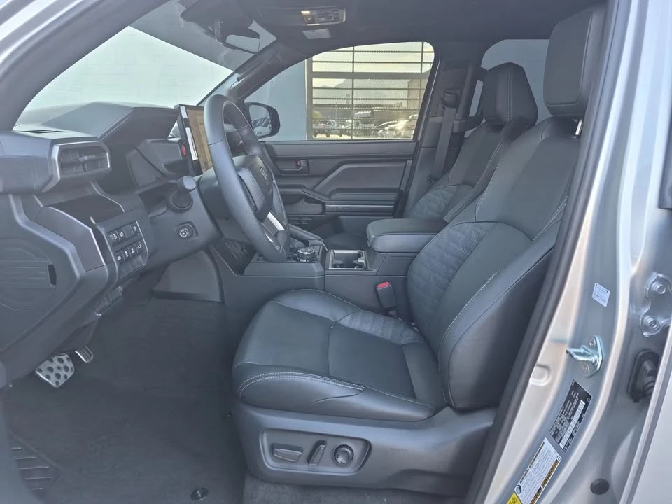 2024 Toyota 4Runner 5th Gen - Image 13 of 17