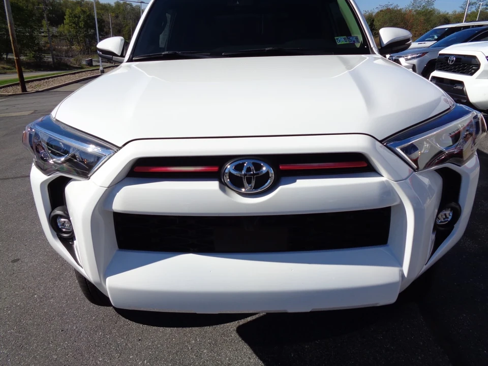 2024 Toyota 4Runner 5th Gen - Image 9 of 21