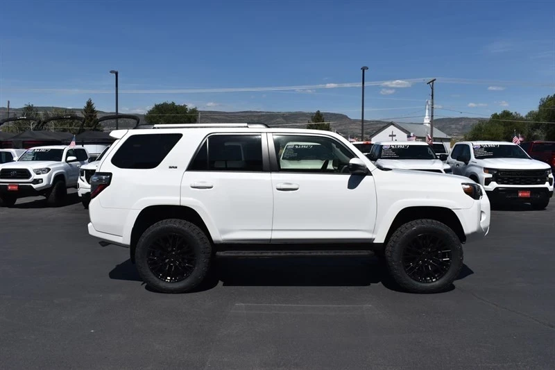 2024 Toyota 4Runner 5th Gen - Image 2 of 21