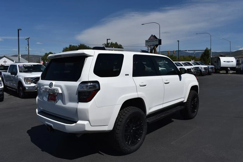 2024 Toyota 4Runner 5th Gen - Image 3 of 21