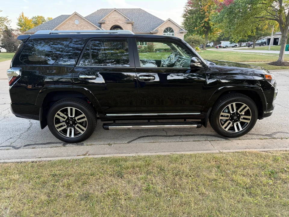 2024 Toyota 4Runner 5th Gen - Image 9 of 31