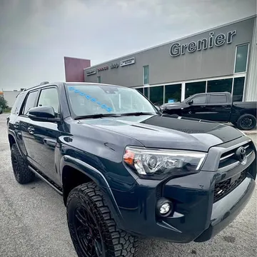 2024 Toyota 4Runner SR5 4X4
