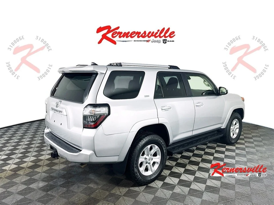 2024 Toyota 4Runner 5th Gen - Image 8 of 12