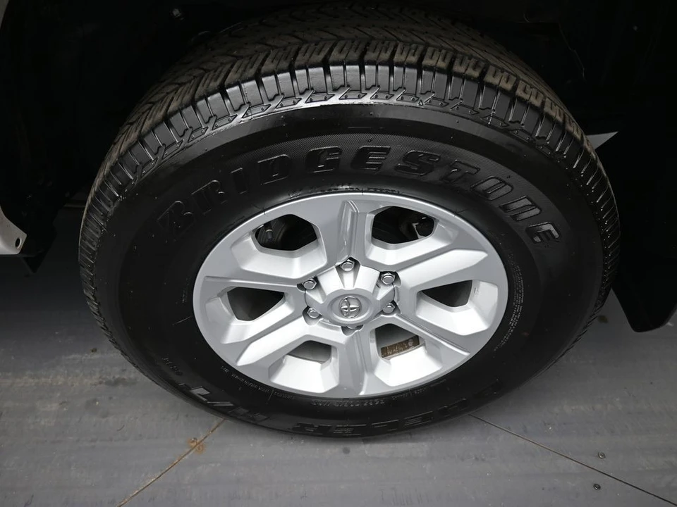 2024 Toyota 4Runner 5th Gen - Image 15 of 21