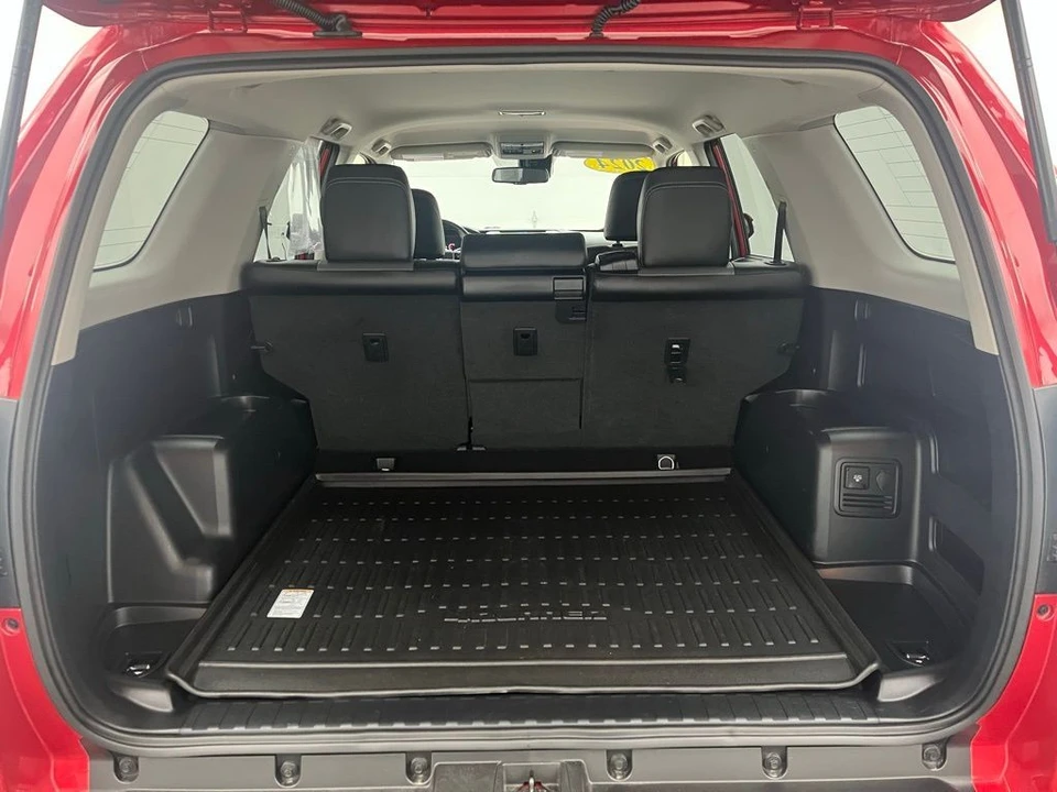 2024 Toyota 4Runner 5th Gen - Image 8 of 12
