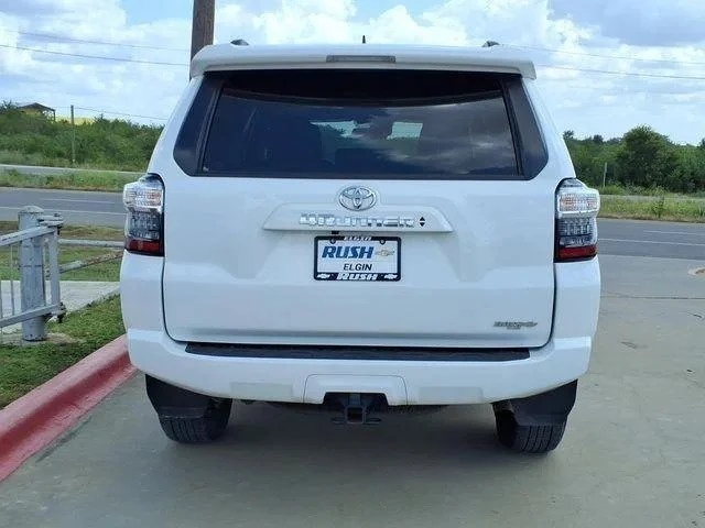 2024 Toyota 4Runner 5th Gen - Image 9 of 11