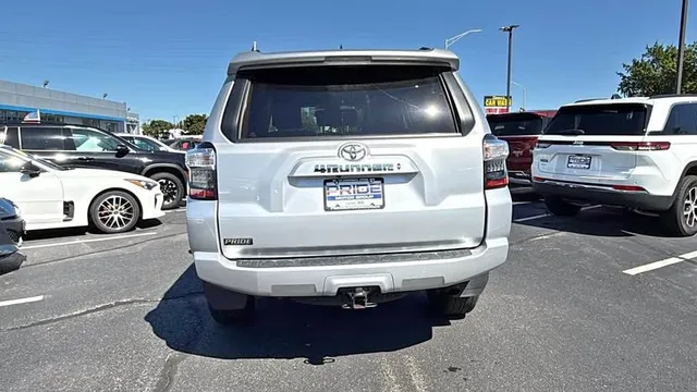 2024 Toyota 4Runner SR5 Premium Sport Utility 4D