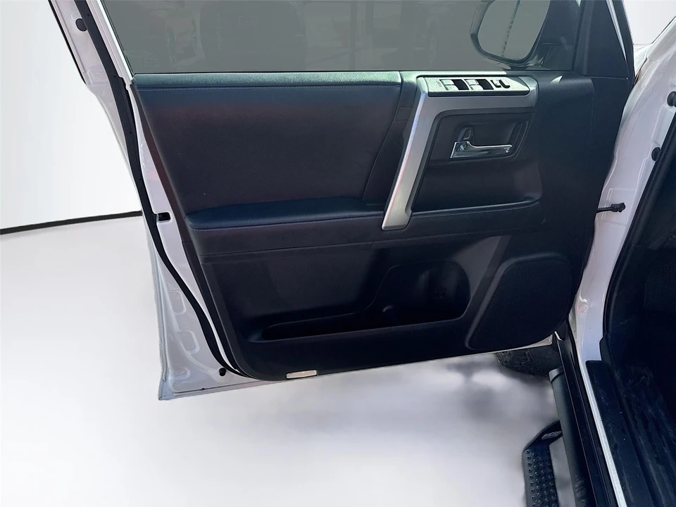 2024 Toyota 4Runner 5th Gen - Image 9 of 16
