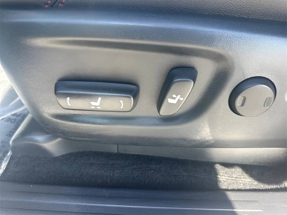 2024 Toyota 4Runner 5th Gen - Image 10 of 12